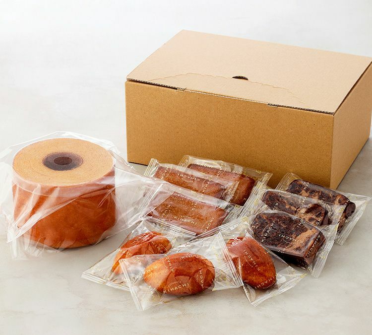 キハチの日スペシャルBOX　おやつバームクーヘンと焼菓子詰合せ